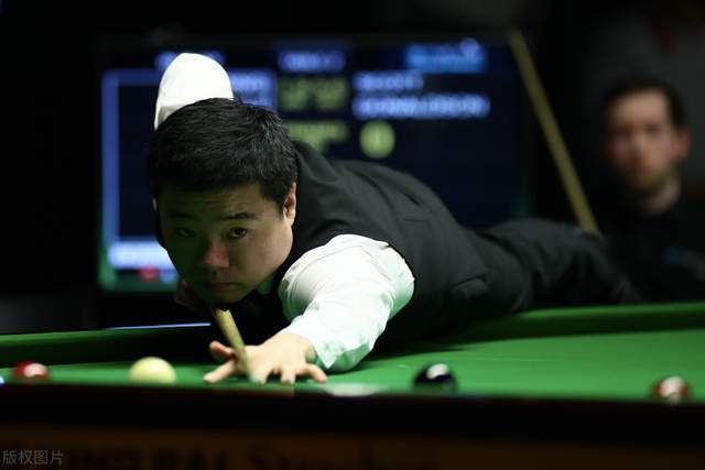 令人瞩目 令人瞩目